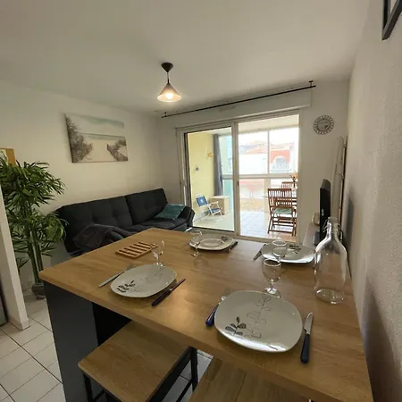 Plages & Marina - Joli T2 A 200m Des Plages شقة سُت